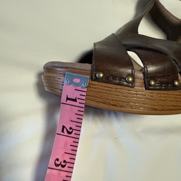 DANSKO | SZ 41 (US 11) | Brown Leather DANIELA SLINGBACK Heel Sandals T-Strap - Picture 9 of 11